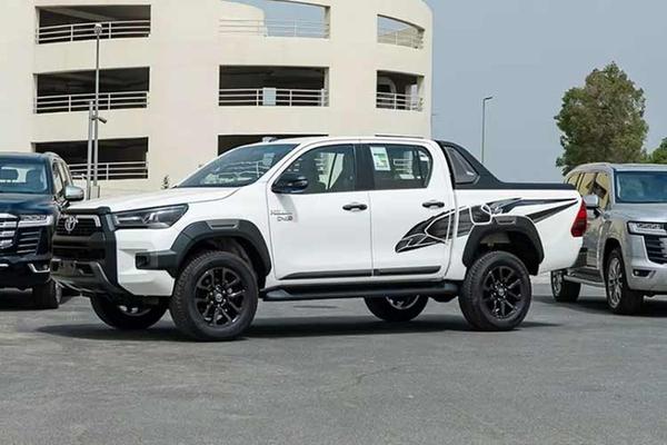 Toyota Hilux 2024 nhận cọc tại Việt Nam, dự kiến rẻ hơn cả trăm triệu đồng