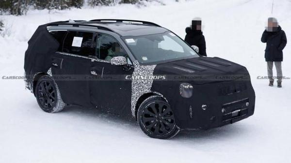 Kia Telluride 2023 lộ diện với ngoại hình được làm mới