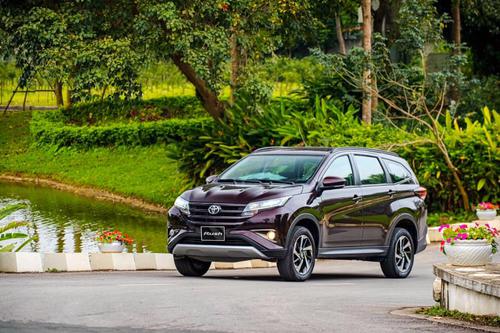Toyota Rush 2021 ra mắt với nhiều trang bị hiện đại cùng giá bán hấp dẫn