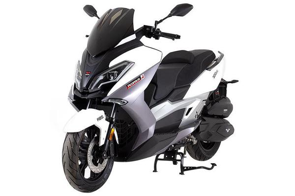 Xe ga Lexmoto Pegasus 300 2022 tại châu Âu có giá 123 triệu đồng
