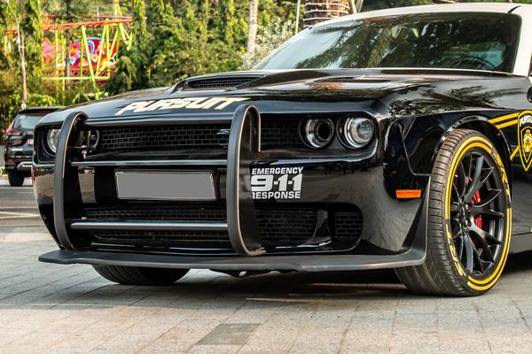 Cận cảnh Dodge Challenger SRT-8 Hellcat bản độ tại TP.HCM