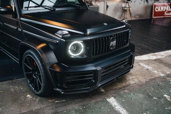 Mercedes-AMG G 63 hầm hố, mạnh hơn 800 mã lực với gói độ thân rộng từ Performmaster