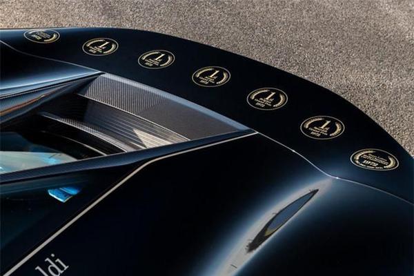 Lotus Evija Fittipaldi phiên bản đặc biệt với chỉ 8 chiếc được sản xuất