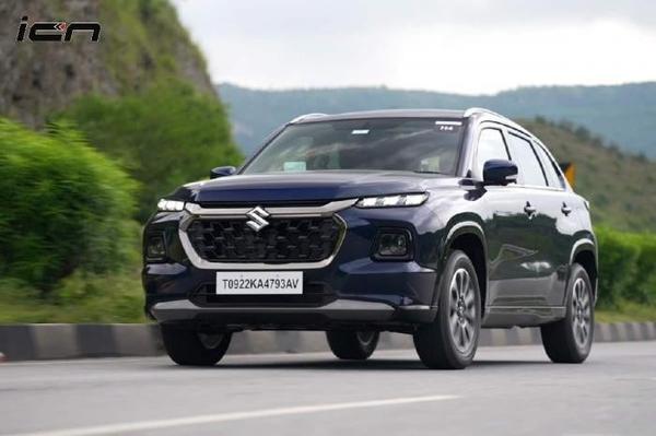 Suzuki Grand Vitara sắp có phiên bản mới với giá chỉ từ 300 triệu đồng