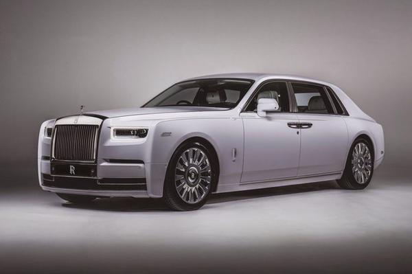 Ngắm Rolls-Royce Phantom phiên bản hoa phong lan duy nhất trên thế giới