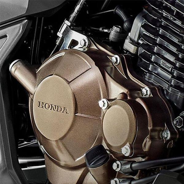  Honda CB3 0F se presentó al público por más de un millón de dong