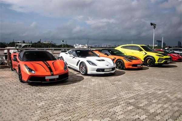 Ảnh thực tế Ferrari 488 GTB độ Novitec Rosso độc đáo tại Việt Nam