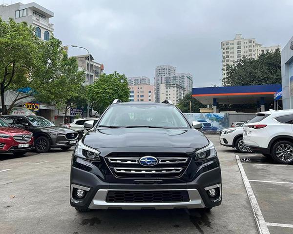 Subaru Outback giảm giá lên tới 370 triệu đồng so với giá niêm yết