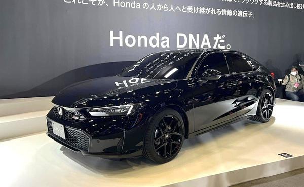 Chi tiết Honda Civic RS 2024 vừa ra mắt tại Nhật Bản: Có thiết kế thể thao và động cơ mạnh mẽ