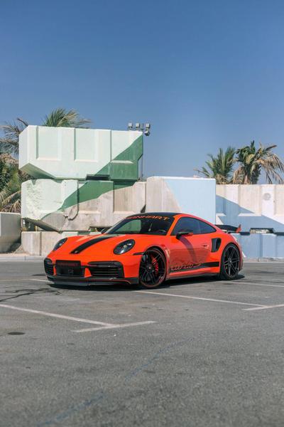 Porsche 911 mạnh hơn 800 mã lực nhờ gói nâng cấp sức mạnh từ Manhart