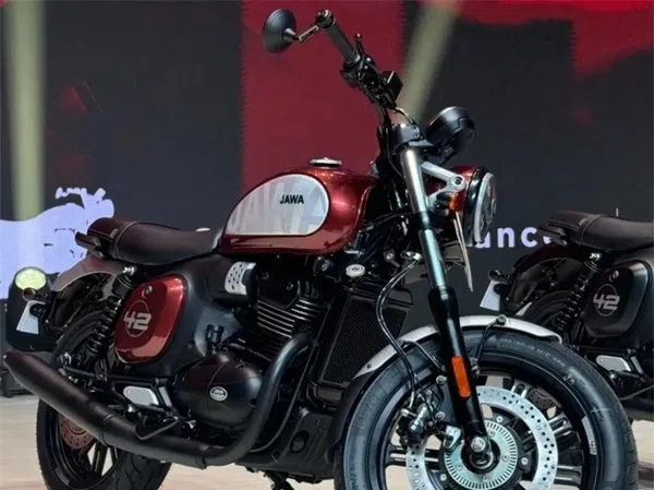 Thêm lựa chọn xe côn tay cổ điển giá 55 triệu đồng