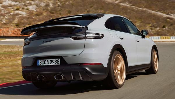 Porsche Cayenne Coupe Turbo GT mới chính thức ra mắt