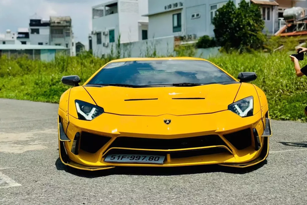 Ngắm siêu phẩm Lamborghini Aventador bản giới hạn độc nhất Việt Nam
