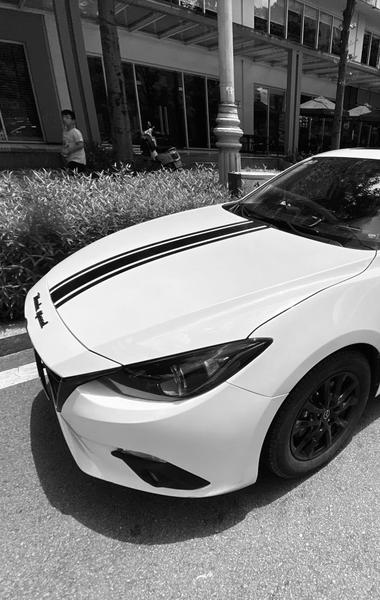 Mazda 3 đèn tối quá nên thay đèn nào?