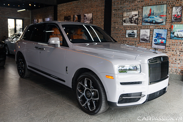 ROLLS ROYCE CULLINAN  WHITE HERMES EDITION  The Lux Life Hospitality