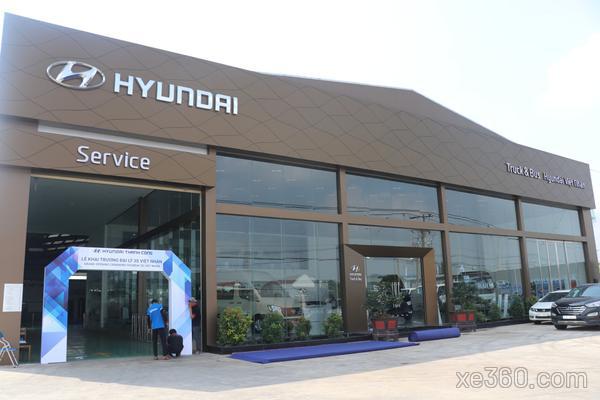 Ảnh showroom Hyundai Việt Nhân